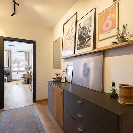Peaceful & Cozy Living In Vysehrad With A Balcony Apartment *