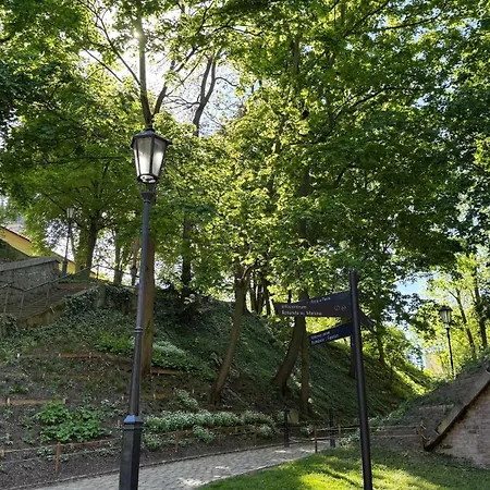 Apartment Peaceful & Cozy Living In Vysehrad With A Balcony