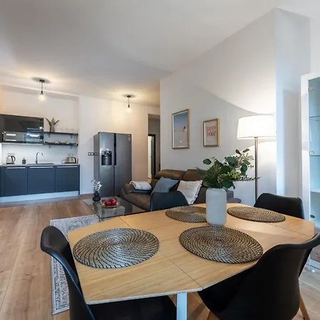 Apartman Modern & Peaceful At Vysehrad By Easybnb Premium *