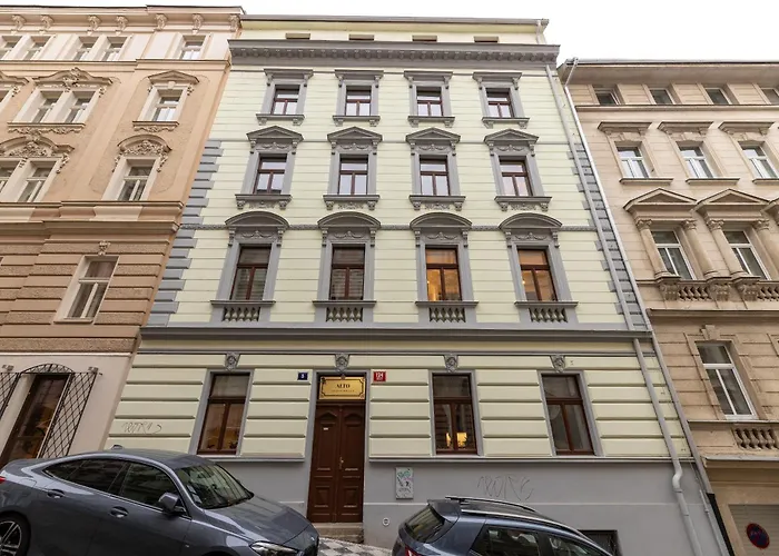アパート Peaceful & Cozy Living In Vysehrad With A Balcony *