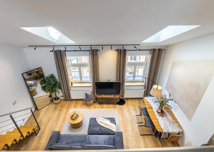 Peaceful & Cozy Living In Vysehrad With A Balcony *