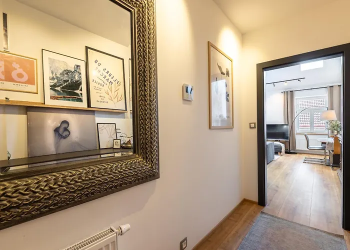 Peaceful & Cozy Living In Vysehrad With A Balcony