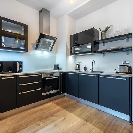 Peaceful Terrace Loft With Ac Near Vysehrad By Easybnb Premium *
