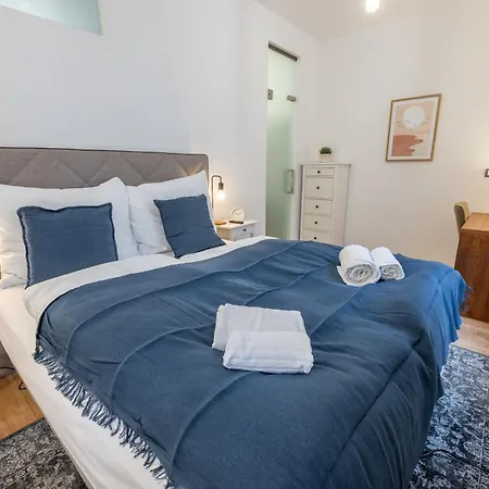 Peaceful Terrace Loft With Ac Near Vysehrad By Easybnb Premium * Praga